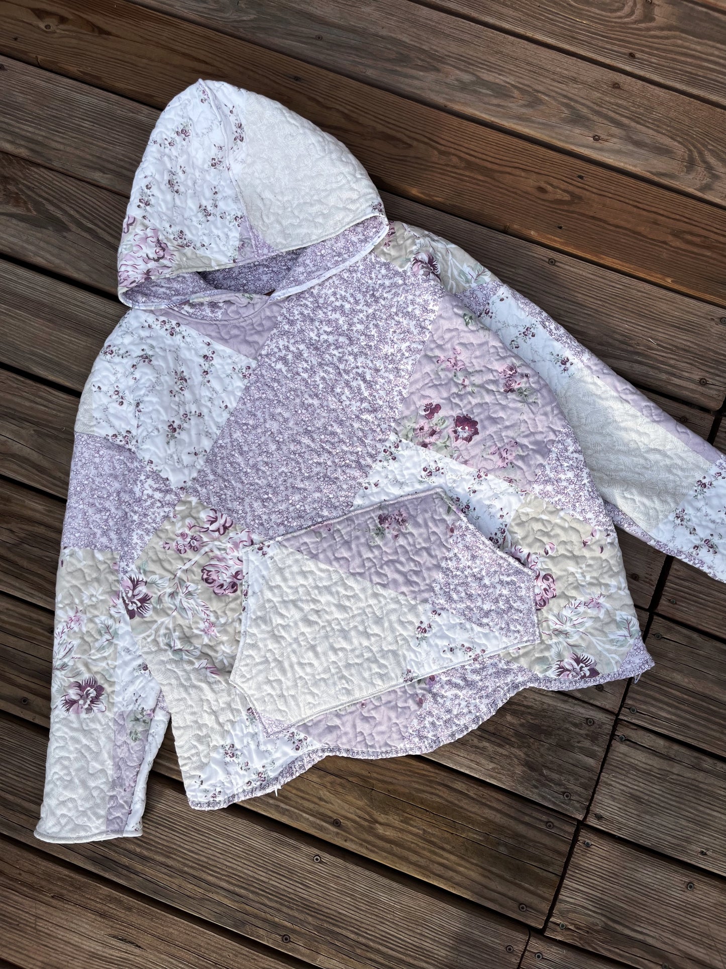 Lavender fields quilted hoodie (XL)