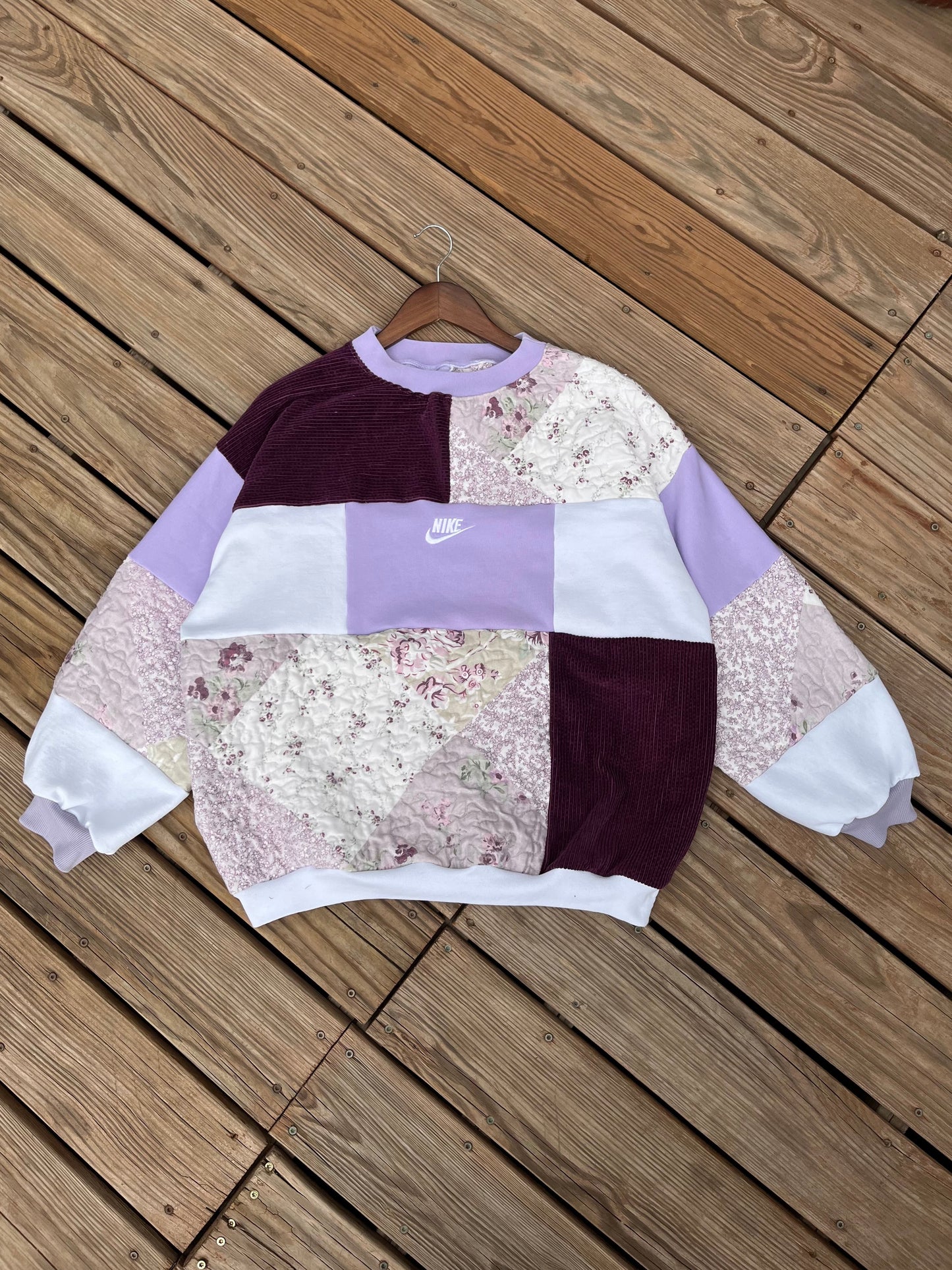 Dusty lilac patchwork crewneck (XL)