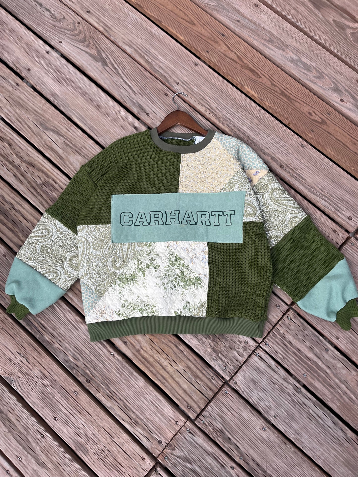 Poison ivy patchwork crewneck (XL)