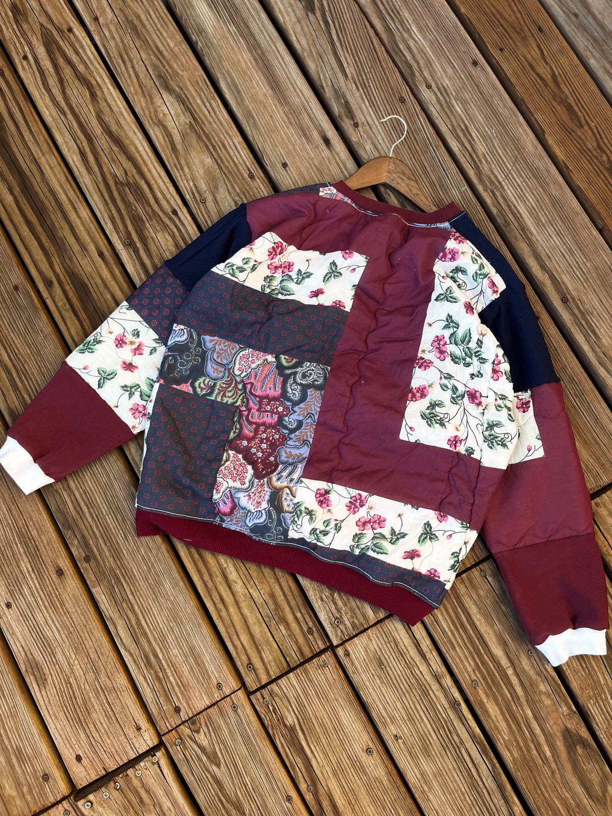 Antique Paisley patchwork crewneck (L)