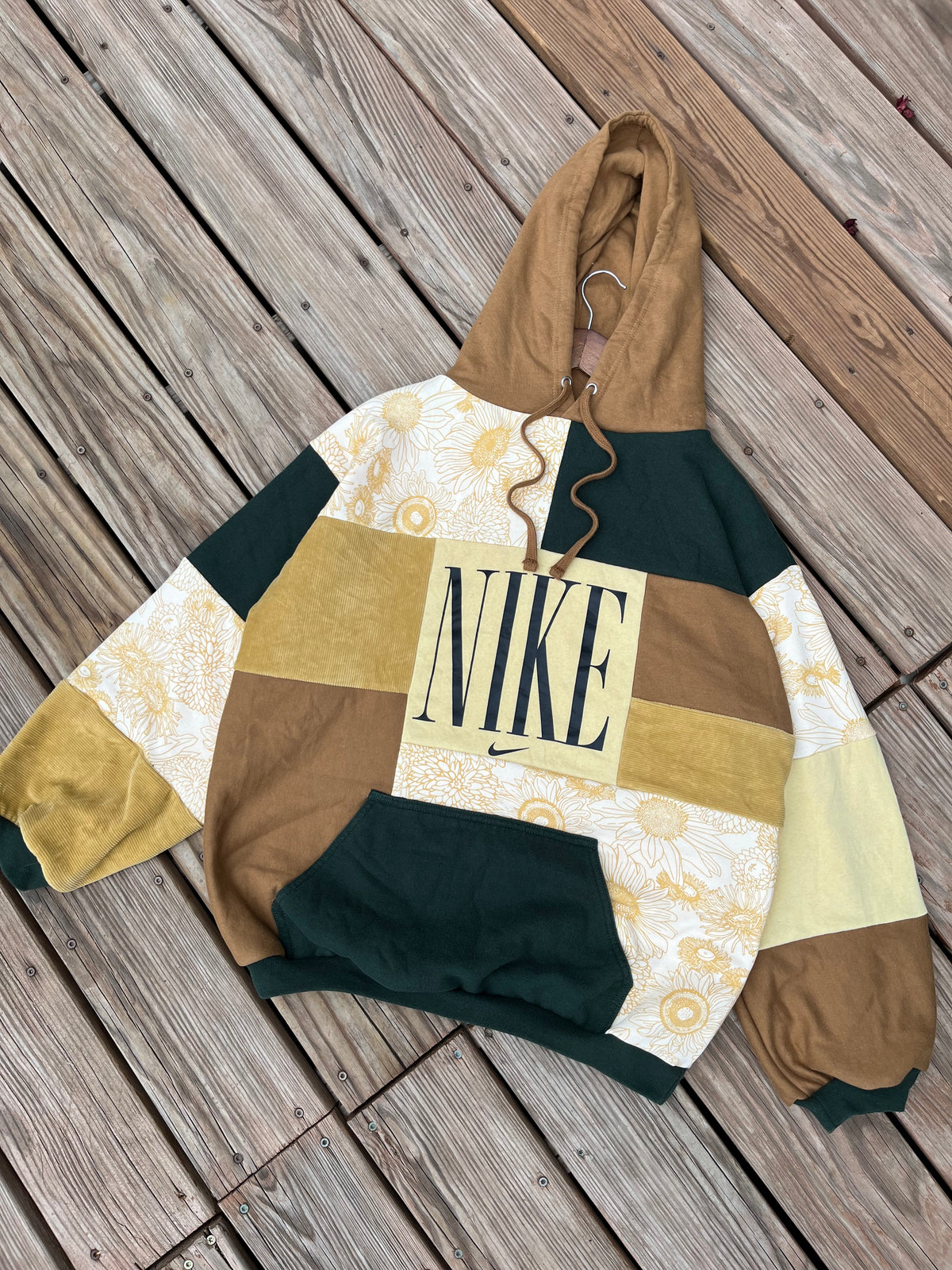 Autumn Flower Fields patchwork hoodie (XL)