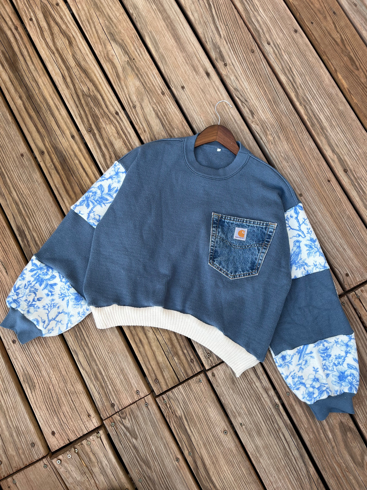 Indigo Bloom Cropped Crewneck (XL)