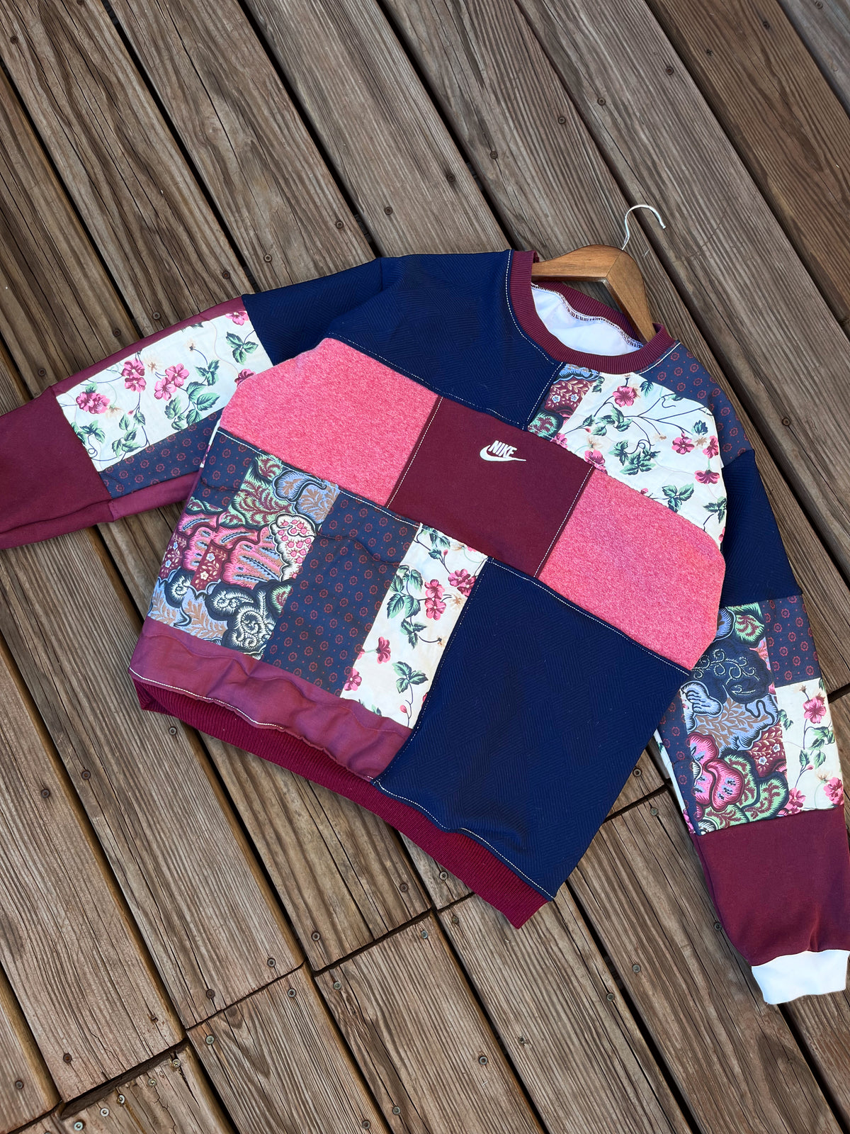 Antique Paisley patchwork crewneck (L)