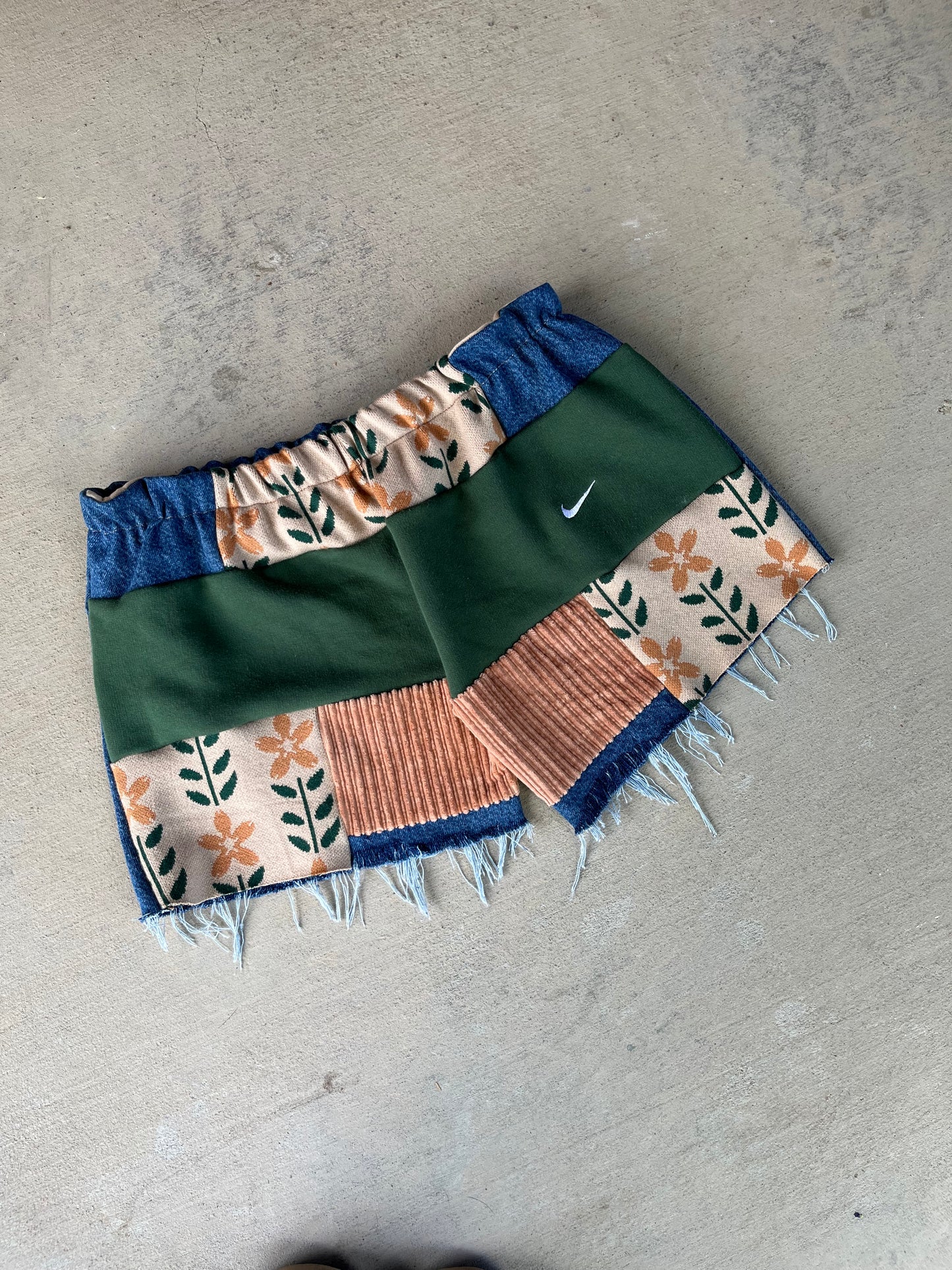 Earth tone essentials patchwork shorts (L)