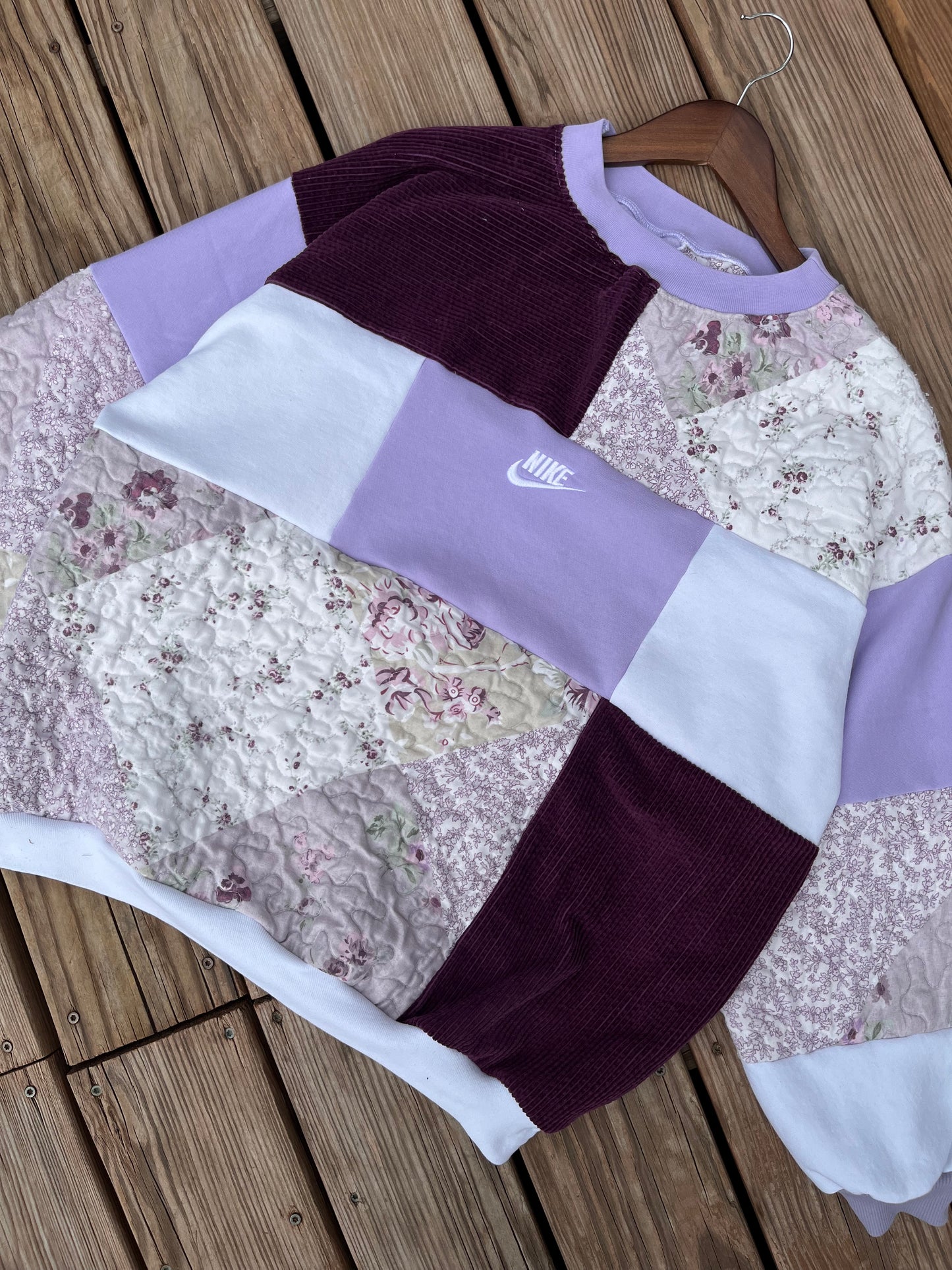 Dusty lilac patchwork crewneck (XL)